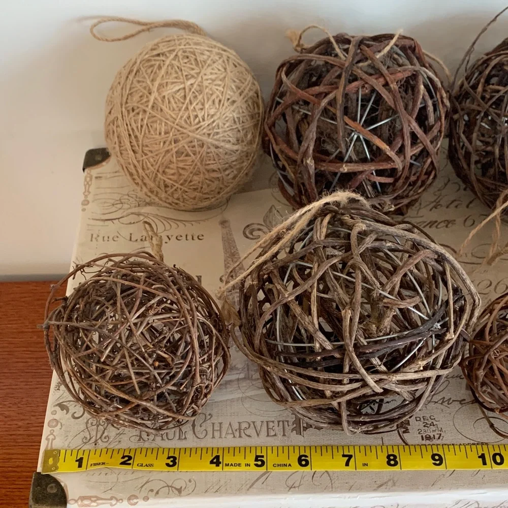Source Unknown balls be color